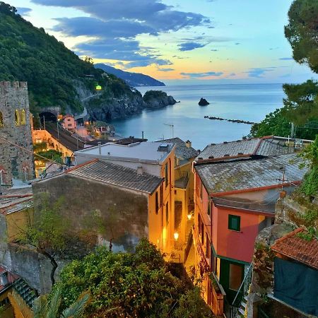 Apt. With An Exciting View Monterosso al Mare Bagian luar foto