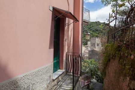 Apt. With An Exciting View Monterosso al Mare Bagian luar foto